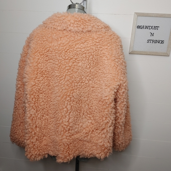 URBAN Outfitters Sherpa jacket size L - Picture 6 of 12